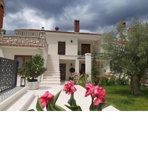Haus Silvia