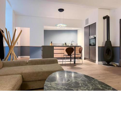 Helle Erdgeschosswohnung, nahe Zentrum und Schoenbrunn