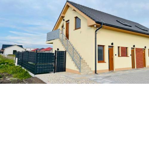 HENRY APARTMENT - Nesvady - Slovakia