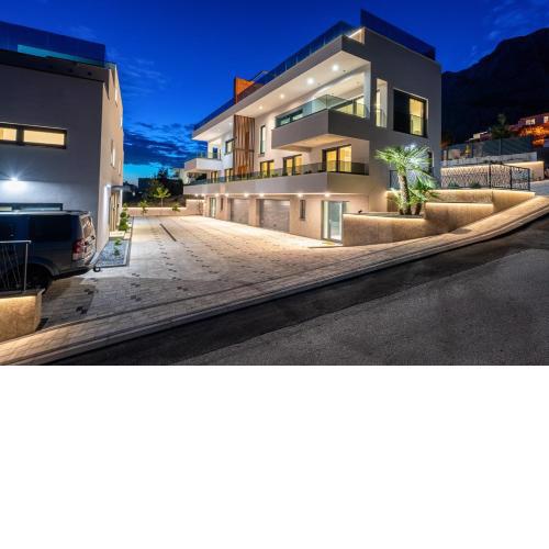 Hills Residence Luxury Villas with Heated Pools
