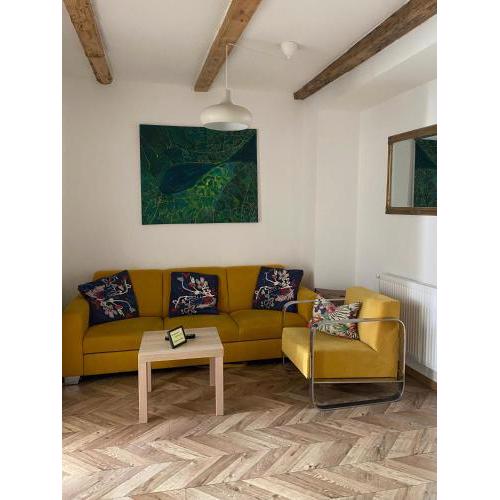 Historical apartments V18