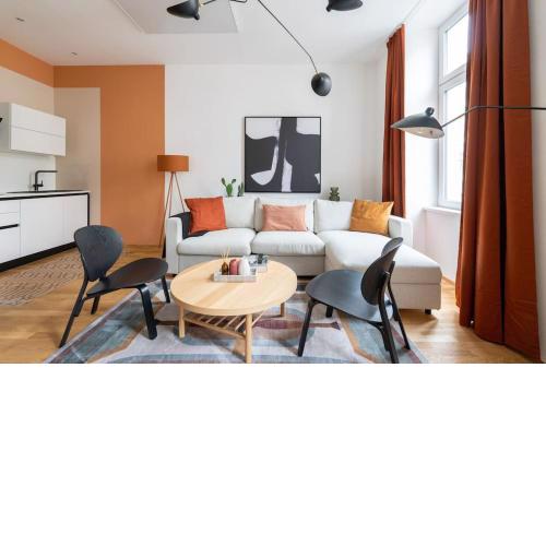 HM • Artful 1BR Suite, City Nearby