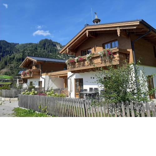 Hochalmbahnen Chalets Rauris 1-04, Maislaufeldweg 1d