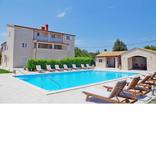 Holiday apartments in house Sanja
