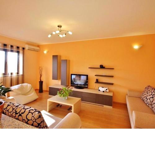 Holiday Home 111