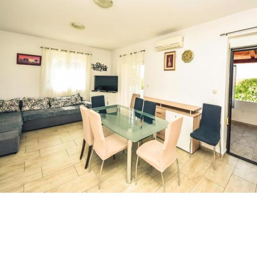 Holiday Home Anđela by Interhome