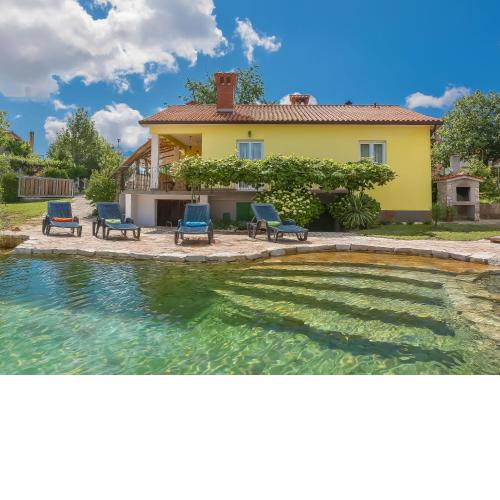 Holiday Home Angelina by Interhome
