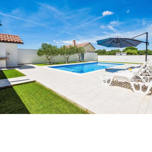 Holiday Home Anić by Interhome