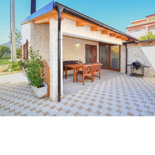 Holiday Home Ante by Interhome