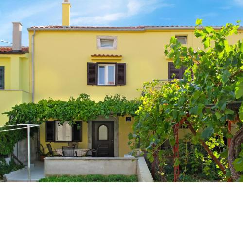 Holiday Home Antica by Interhome