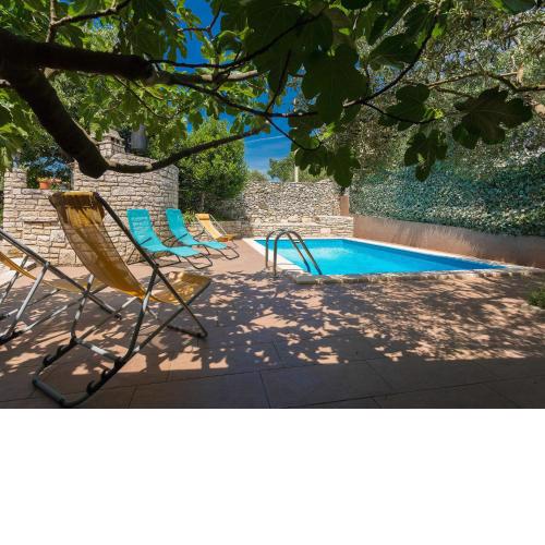 Holiday Home Christa by Interhome