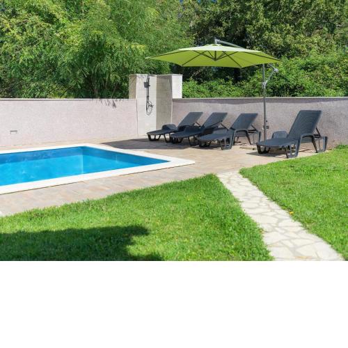 Holiday Home Corina by Interhome