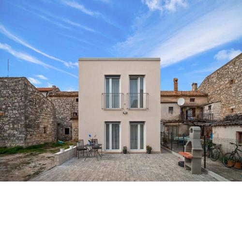 Holiday Home Dario by Interhome