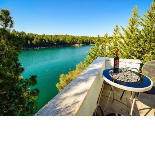Holiday Home Dinko by Interhome