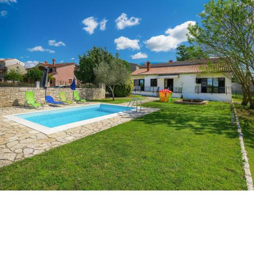 Holiday Home Dora by Interhome