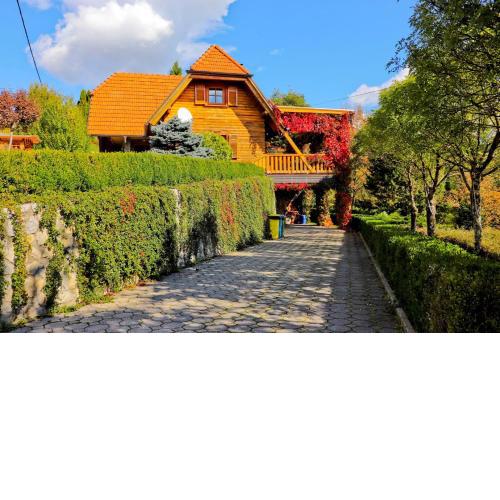 Holiday Home Grga with Jacuzzi and Swimming Pool