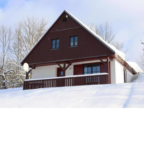 Holiday Home Holiday Hill 32 by Interhome
