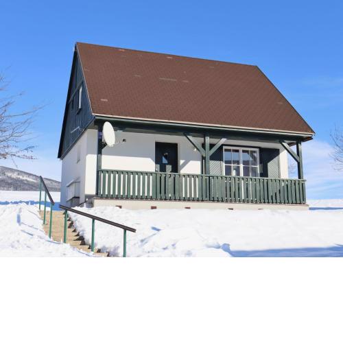 Holiday Home Holiday Hill 59 by Interhome