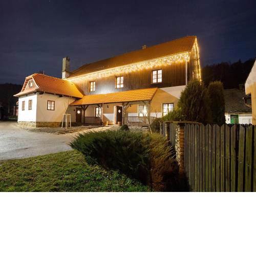 Holiday Home Huty by Interhome