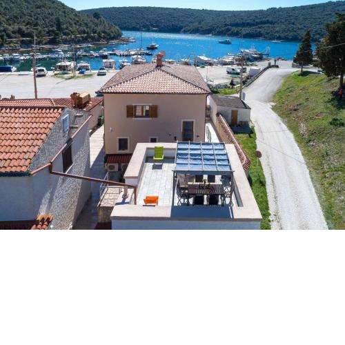 Holiday home in Krnica/Istrien 38131
