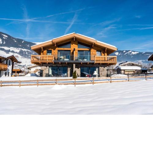 Holiday home in Niedernsill with sauna