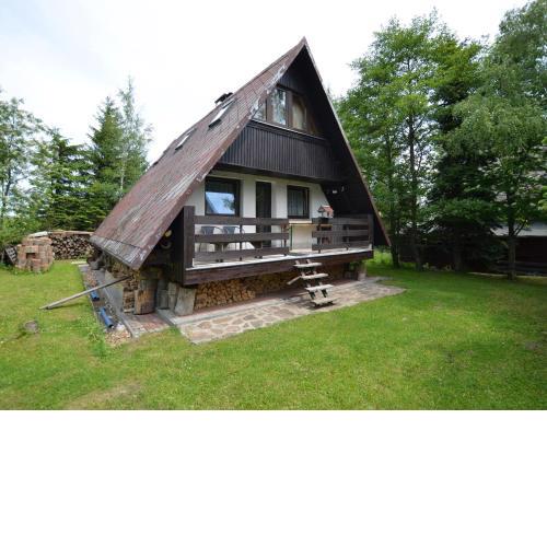 Holiday home in the Ore Mountains near chairlift