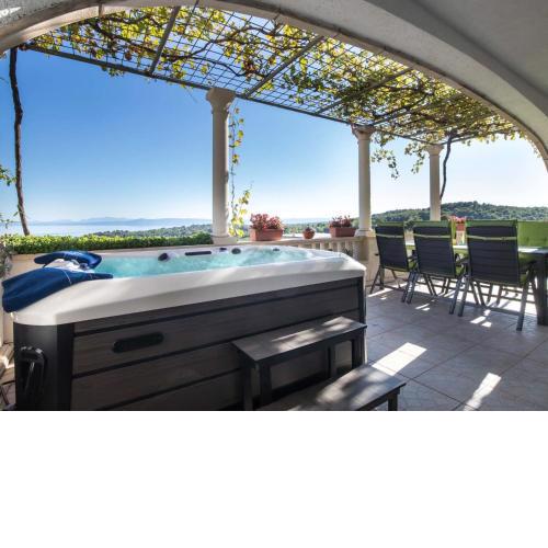 Holiday Home Ivana by Interhome