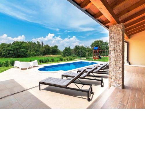 Holiday Home Jadran by Interhome