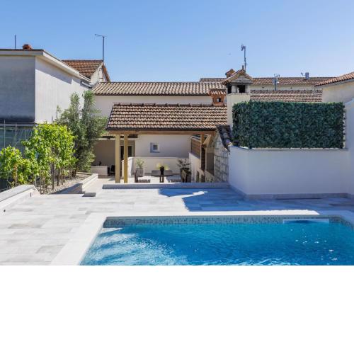 Holiday Home Kristina by Interhome