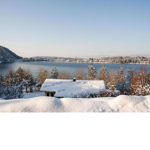 Holiday Home Laube by Interhome