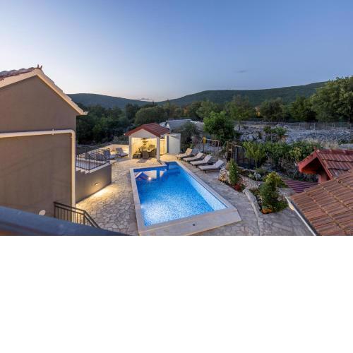 Holiday home Luka