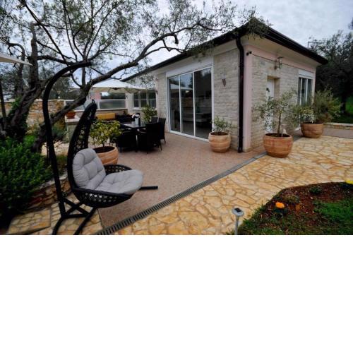 Holiday Home M