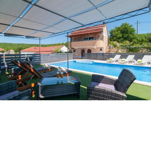 Holiday Home Mateovi Dvori