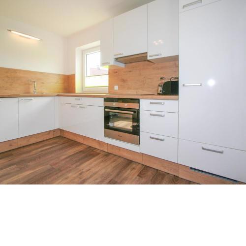 Holiday Home Mitzi by Interhome