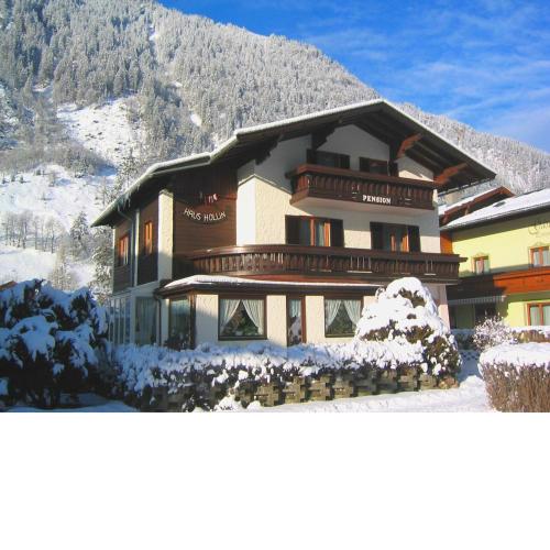 Holiday Home near Ski Area with Balcony