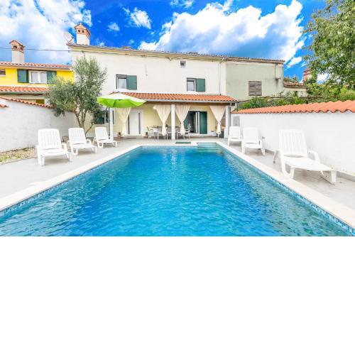 Holiday home Olga with Pool &Pet friendly