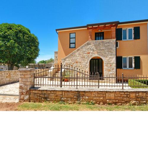 Holiday Home Petrovic by Interhome