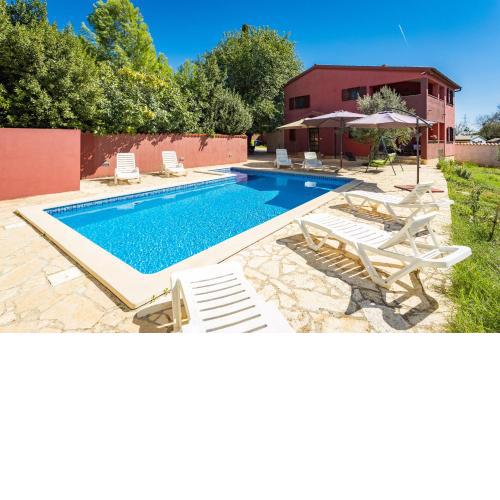 Holiday Home Pina