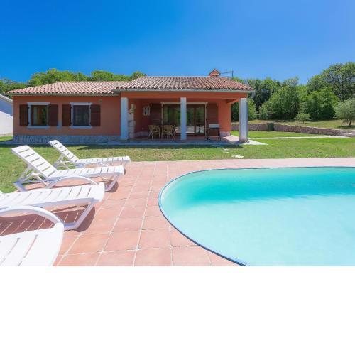 Holiday Home Roberto by Interhome