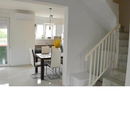 Holiday Home Romana