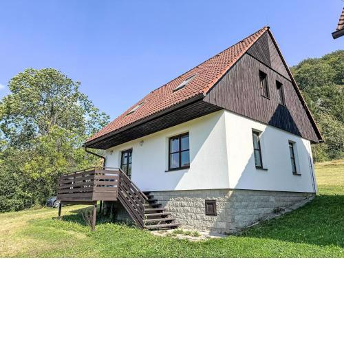 Holiday Home Stárkov by Interhome