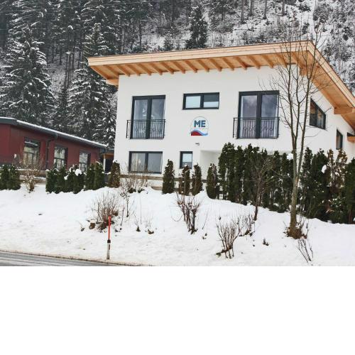 Holiday home Steinfeld close to the ski lift