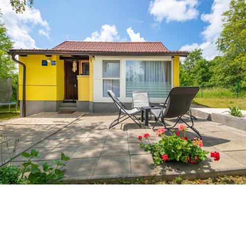 Holiday Home Tina by Interhome