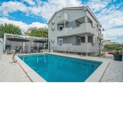 Holiday home Viktoria with pool