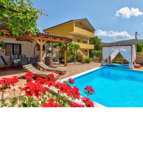 Holiday Home Villa Anđelika by Interhome