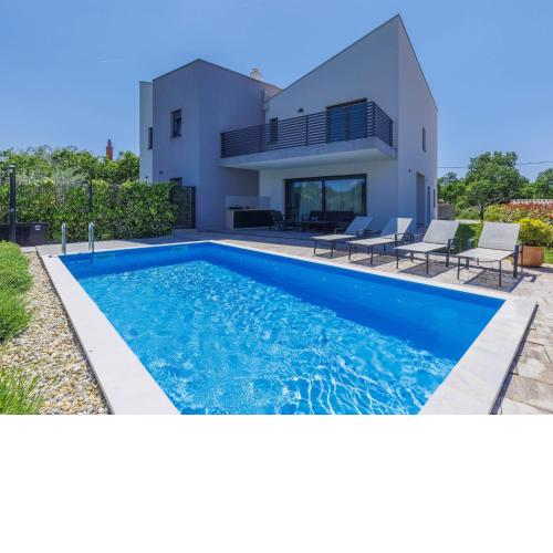 Holiday Home Villa Isabela by Interhome