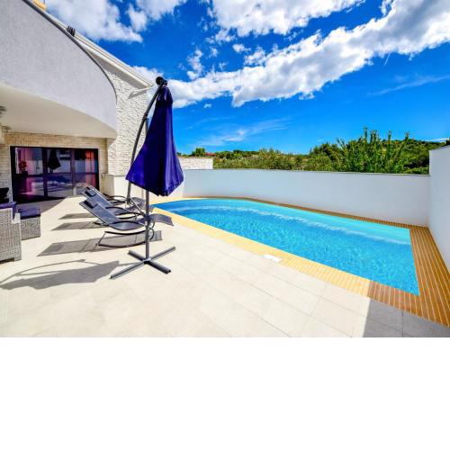 Holiday Home West by Interhome