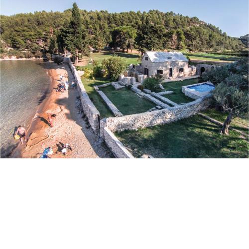 Holiday Home With 2 Bedroom