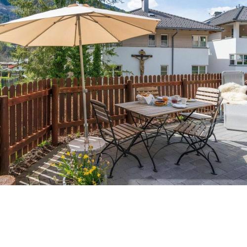 holiday home with 4 bedrooms