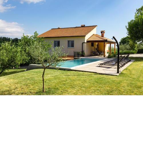 Holiday Home with pool and garden